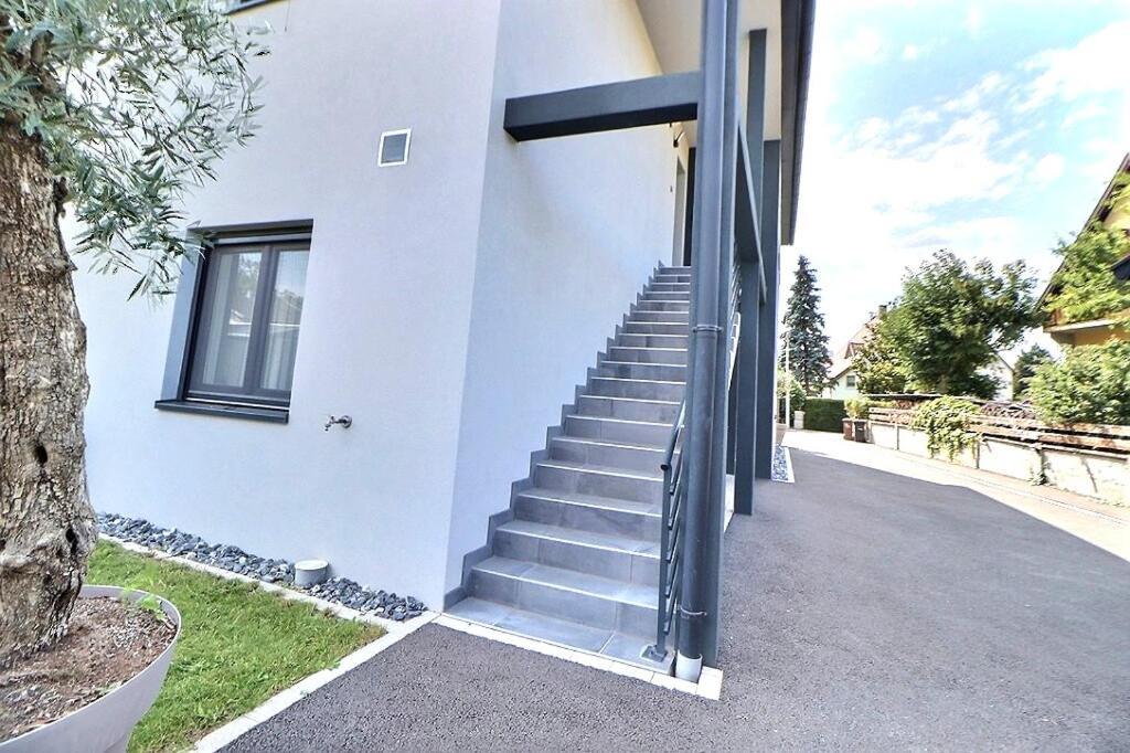 Appartement Alsace Neuf Garage, Parking Et Terrasse Colmar Exteriör bild